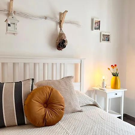 بيت ضيافة Lilly's نوتو